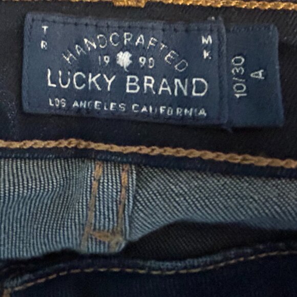LUCKY BRAND Lolita Boot Cut dark wash jeans 10/30 A - Picture 3 of 10